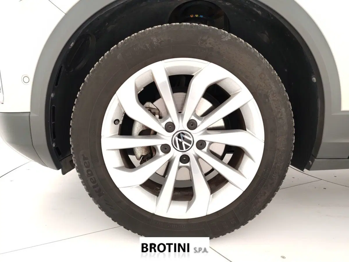 Volkswagen T-Roc usata a Massa-Carrara (6)