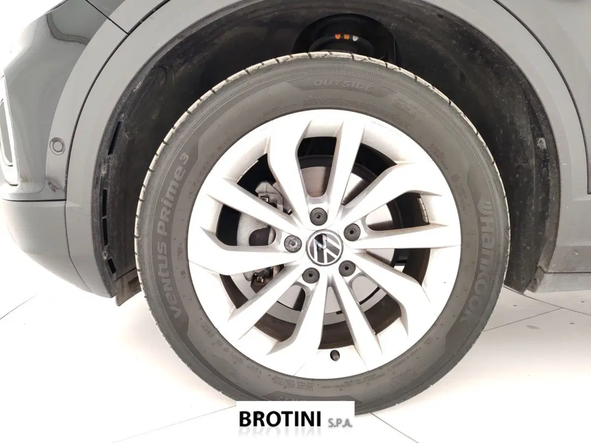 Volkswagen T-Roc usata a Massa-Carrara (6)