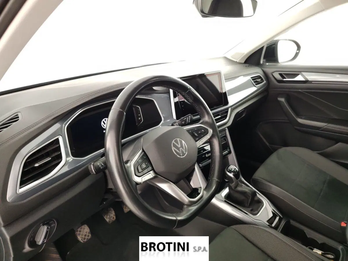 Volkswagen T-Roc usata a Massa-Carrara (8)