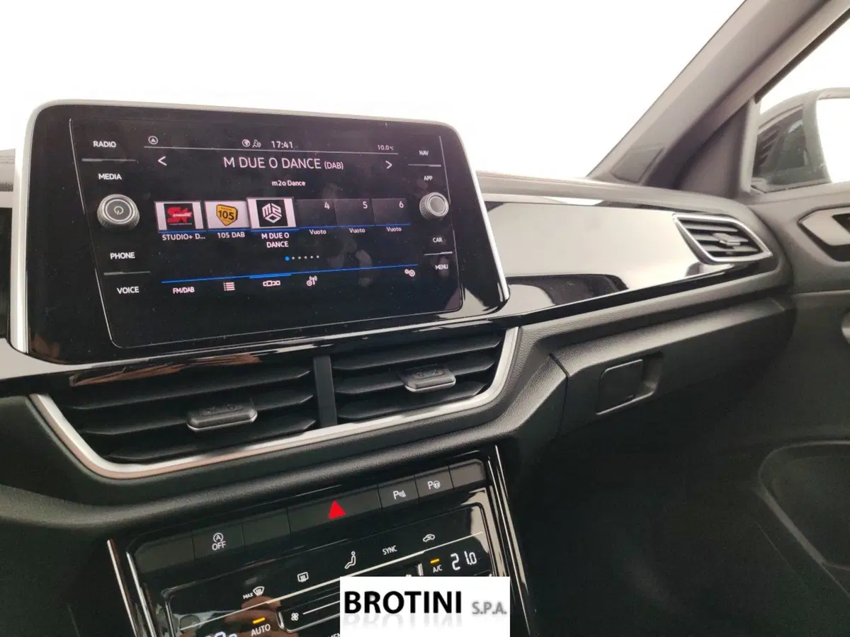Volkswagen T-Roc usata a Massa-Carrara (12)