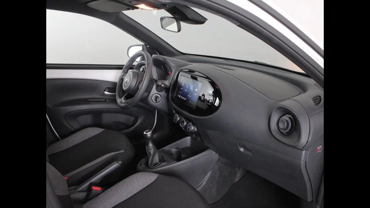 Toyota Aygo X usata a Palermo (5)