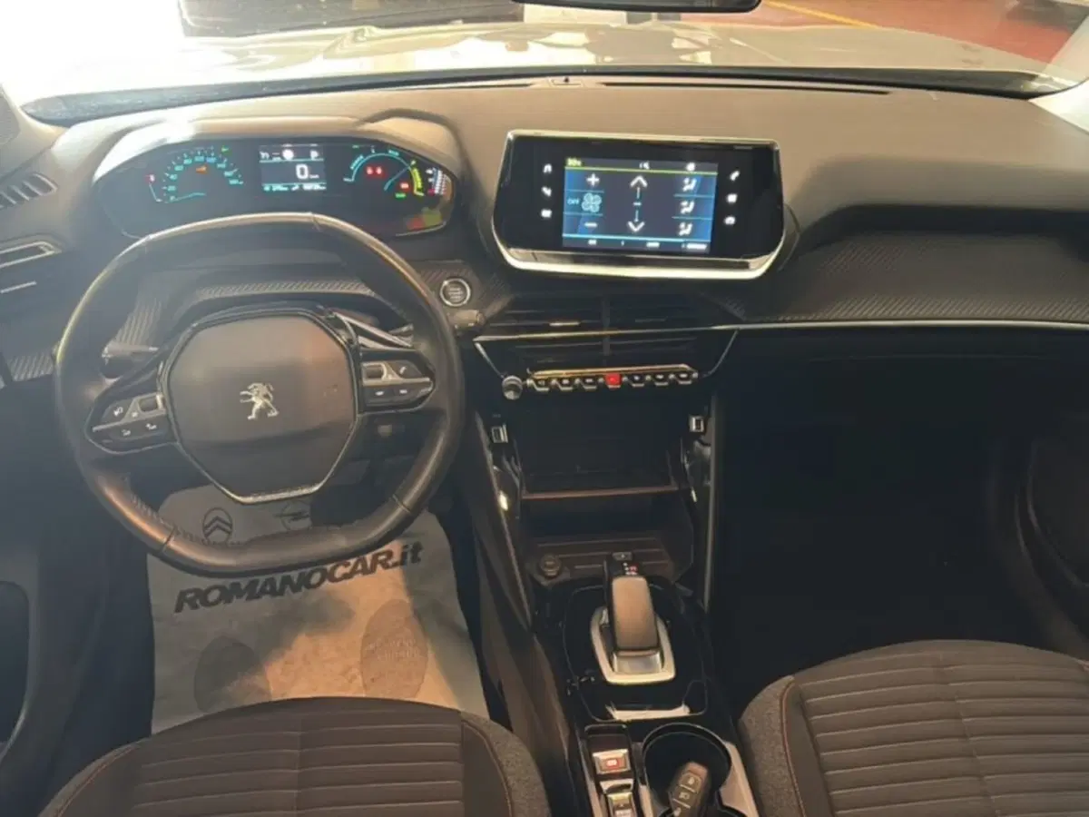 Peugeot 2008 usata a Foggia (11)