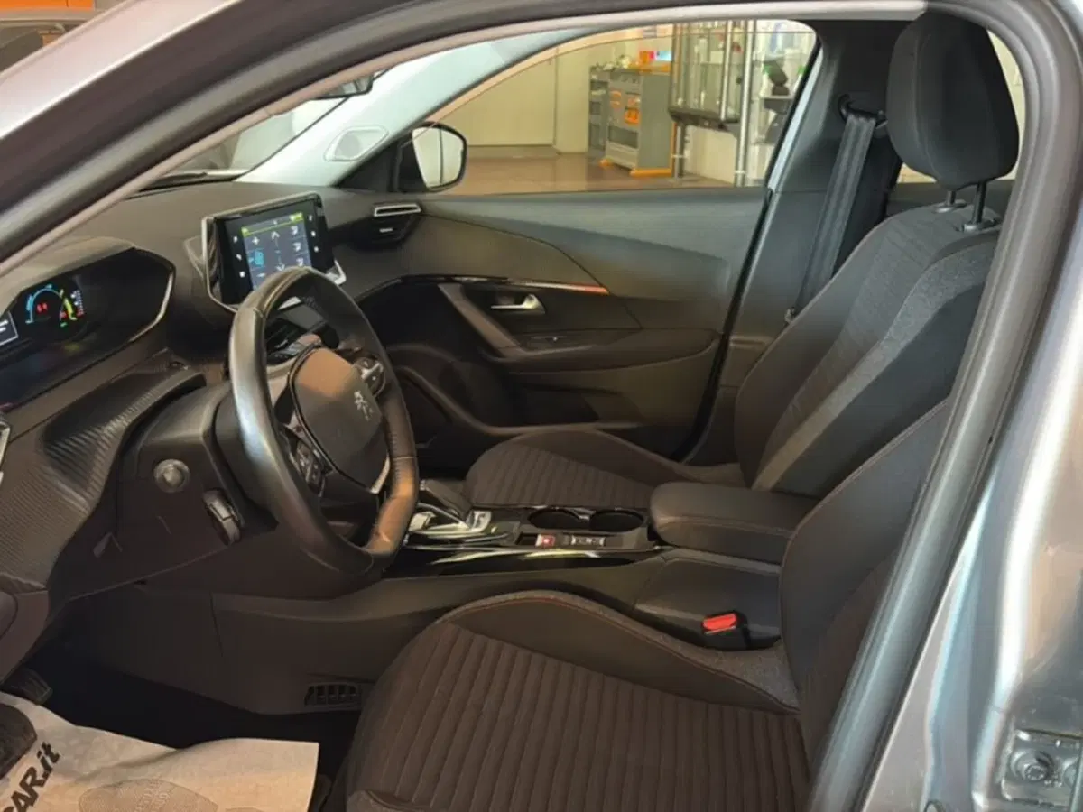 Peugeot 2008 usata a Foggia (14)