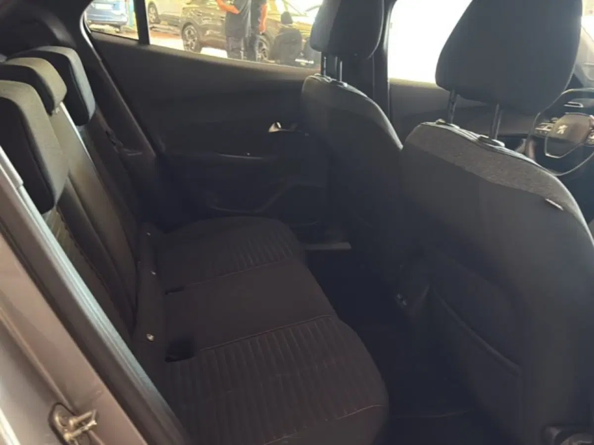 Peugeot 2008 usata a Foggia (16)