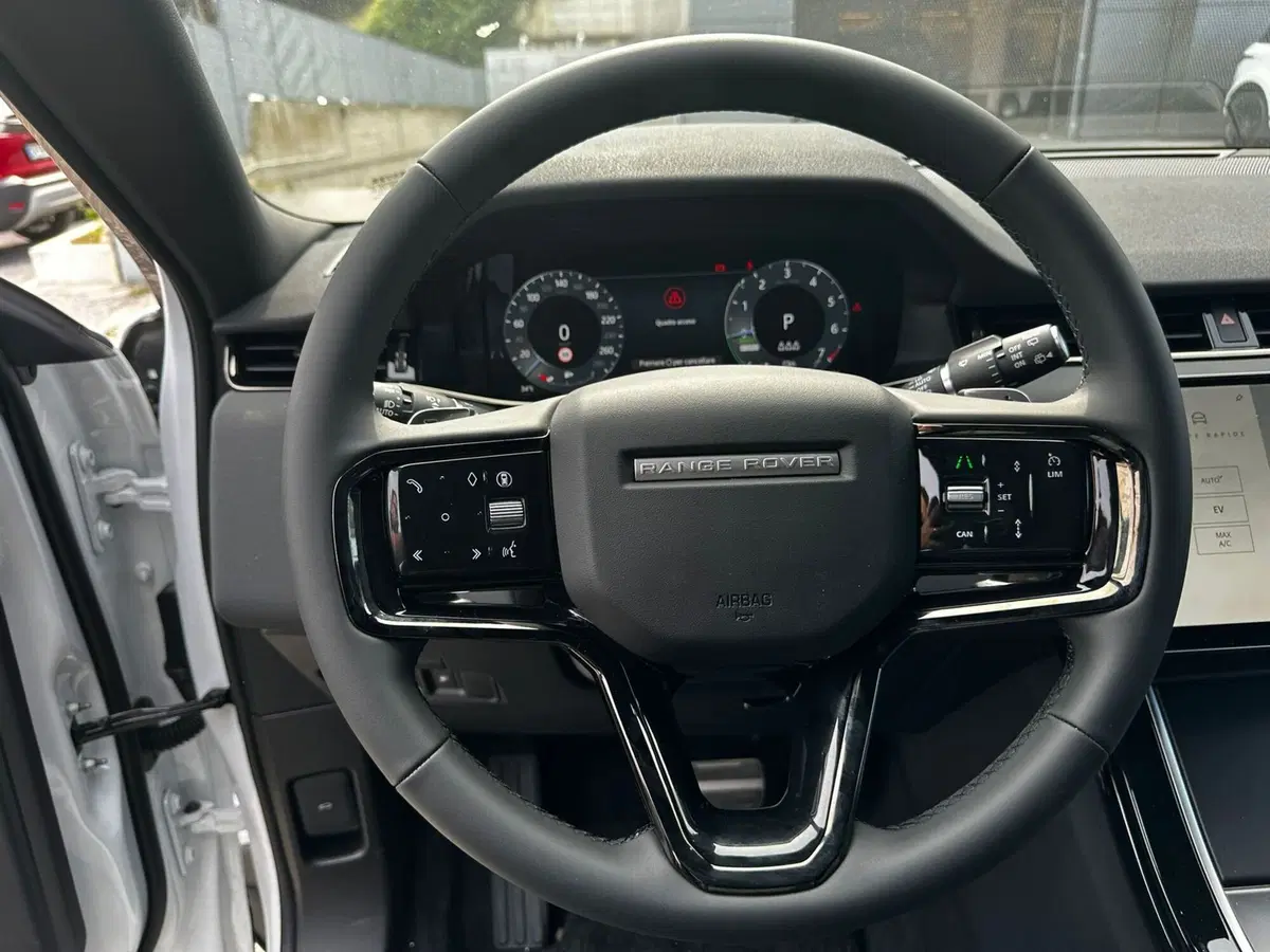 Land Rover Range Rover Evoque nuova a Ascoli Piceno (15)
