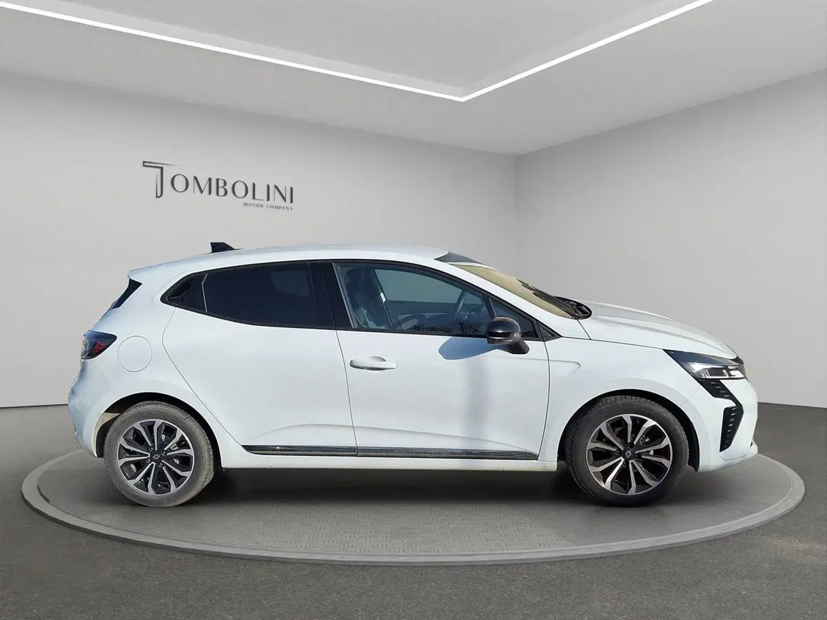 Renault Clio usata a Macerata (7)