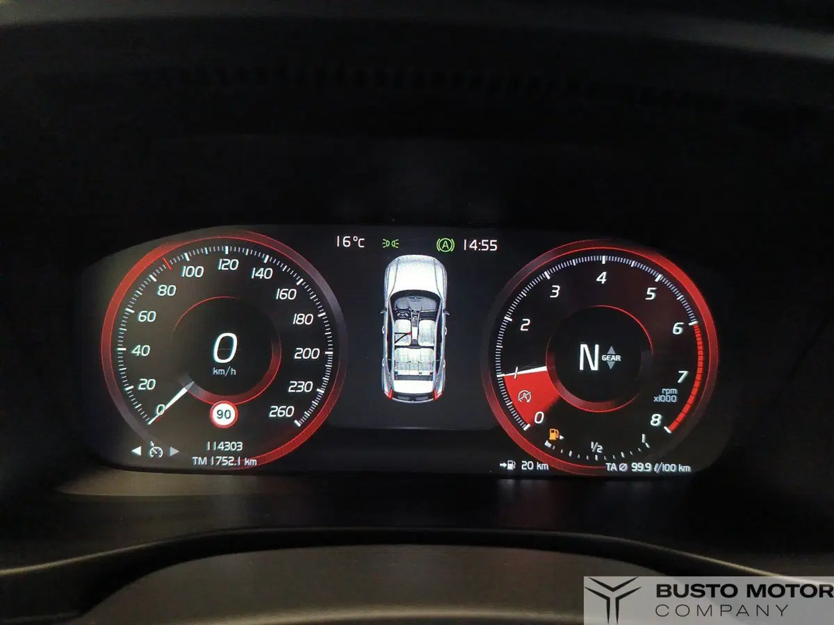 Volvo XC40 usata a Varese (11)