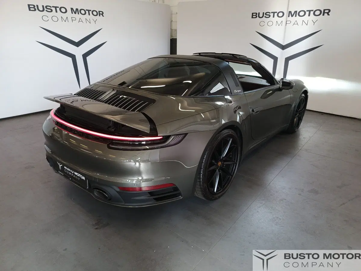 Porsche 911 Cabrio usata a Varese (6)