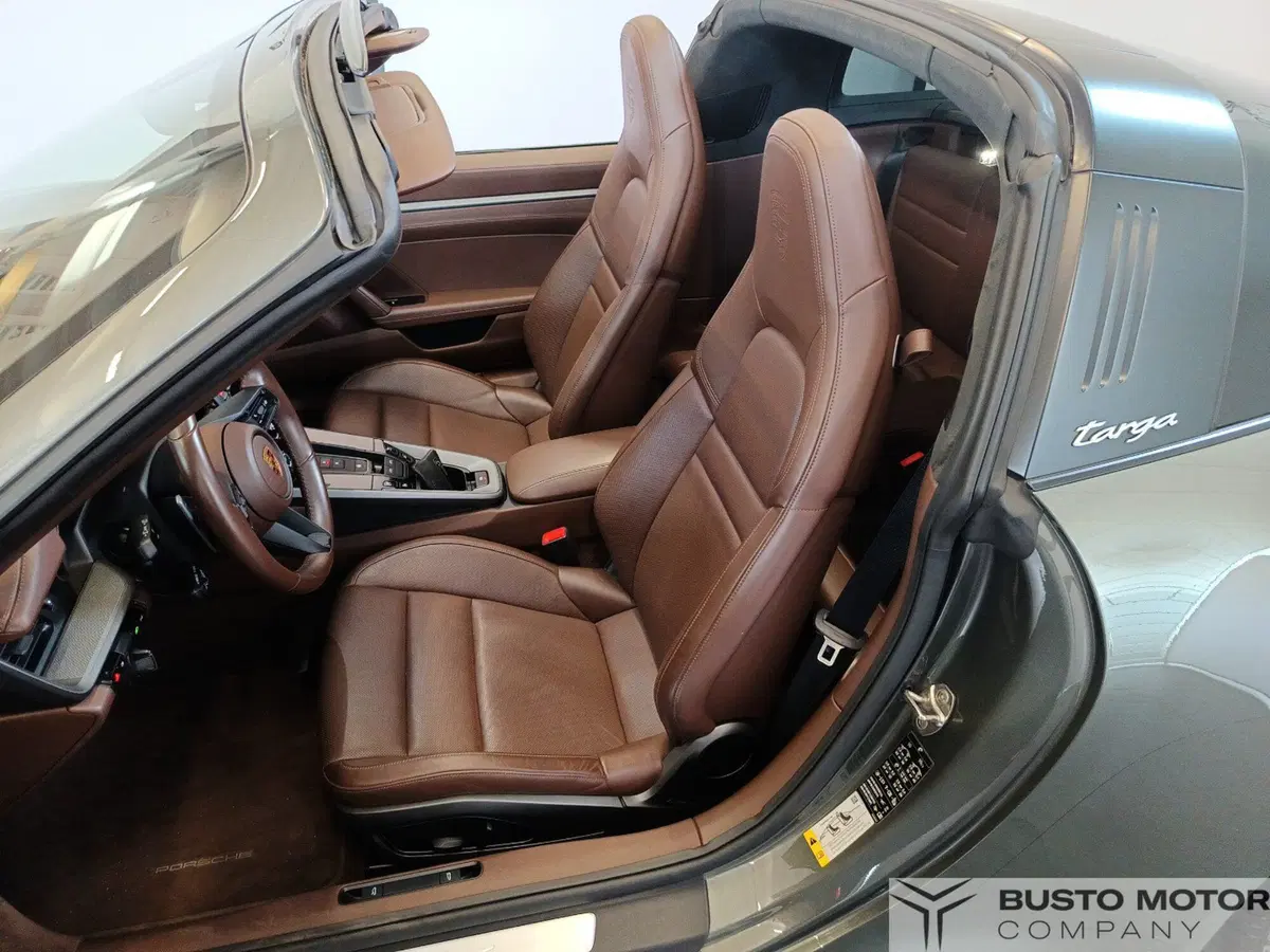 Porsche 911 Cabrio usata a Varese (8)