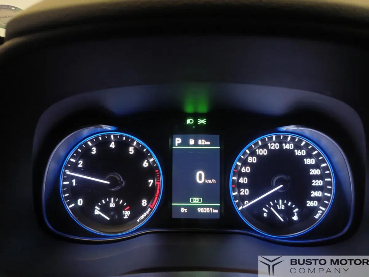 Hyundai Kona usata a Varese (12)