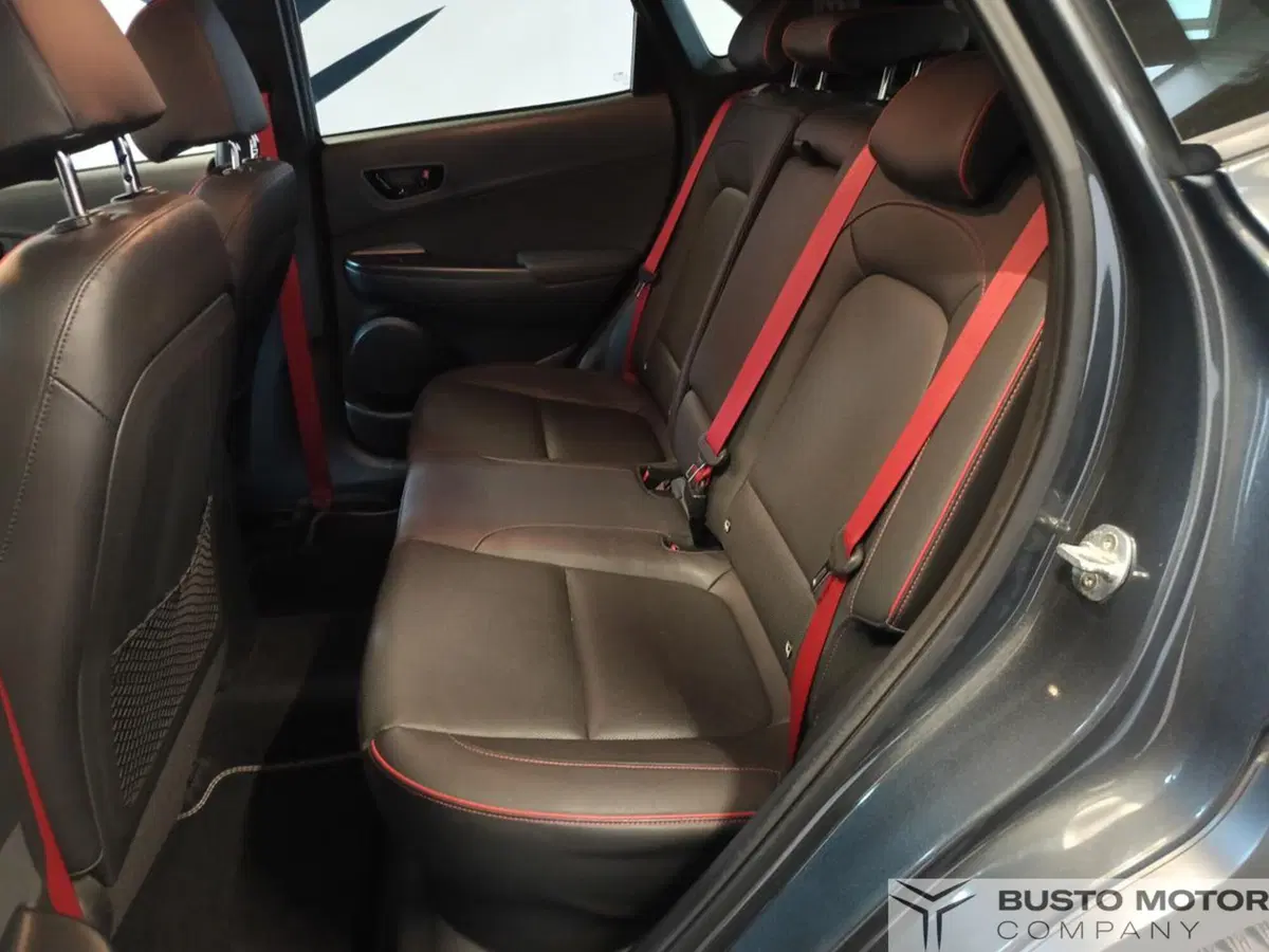 Hyundai Kona usata a Varese (9)