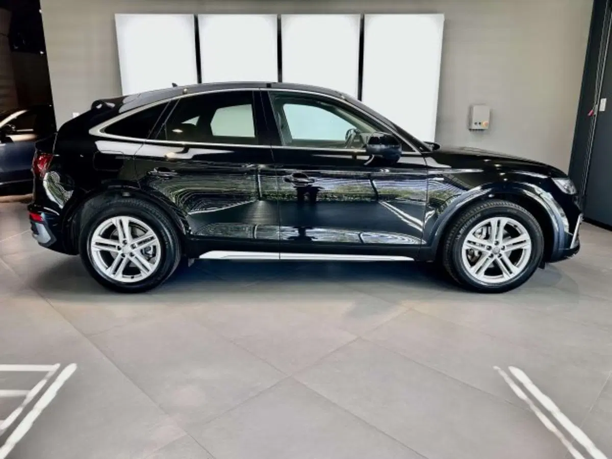 Audi Q5 Sportback usata a Torino (5)