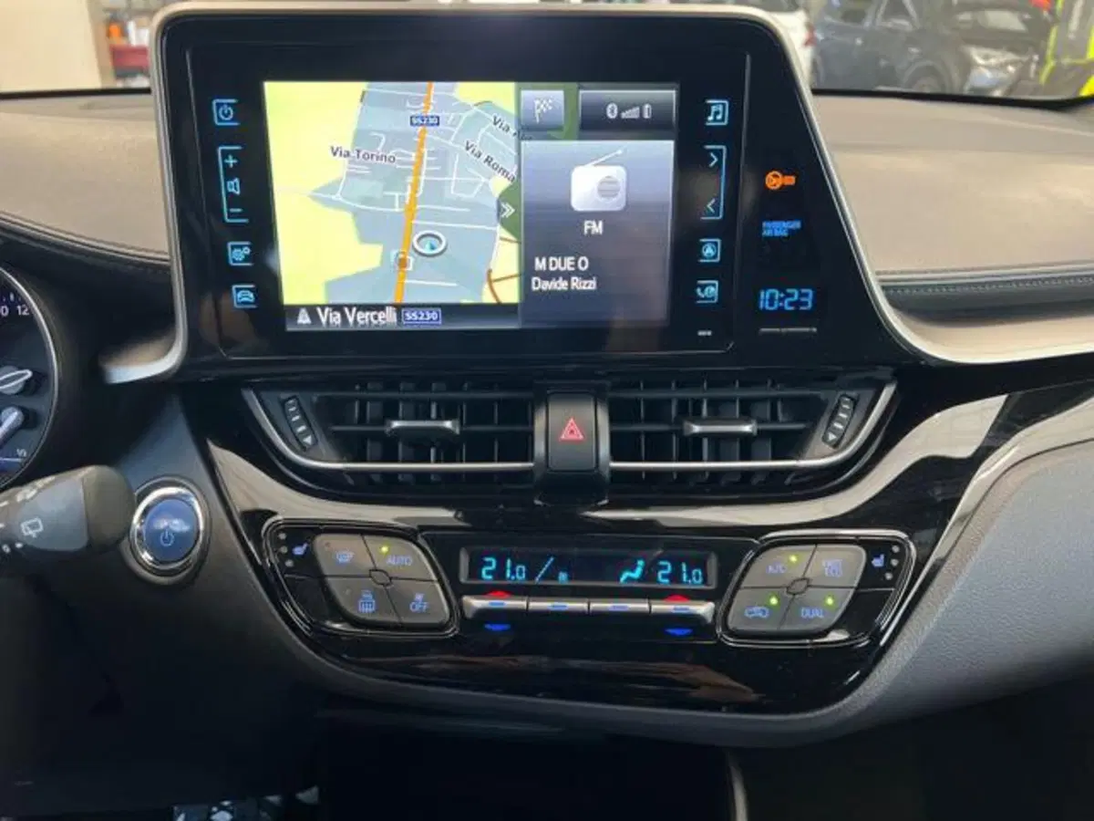 Toyota Toyota C-HR usata a Vercelli (12)