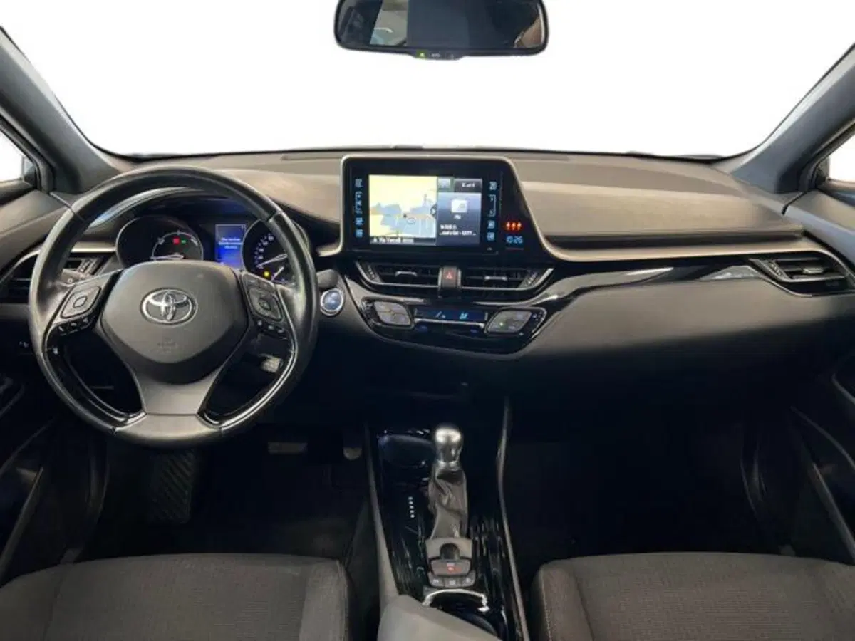 Toyota Toyota C-HR usata a Vercelli (9)