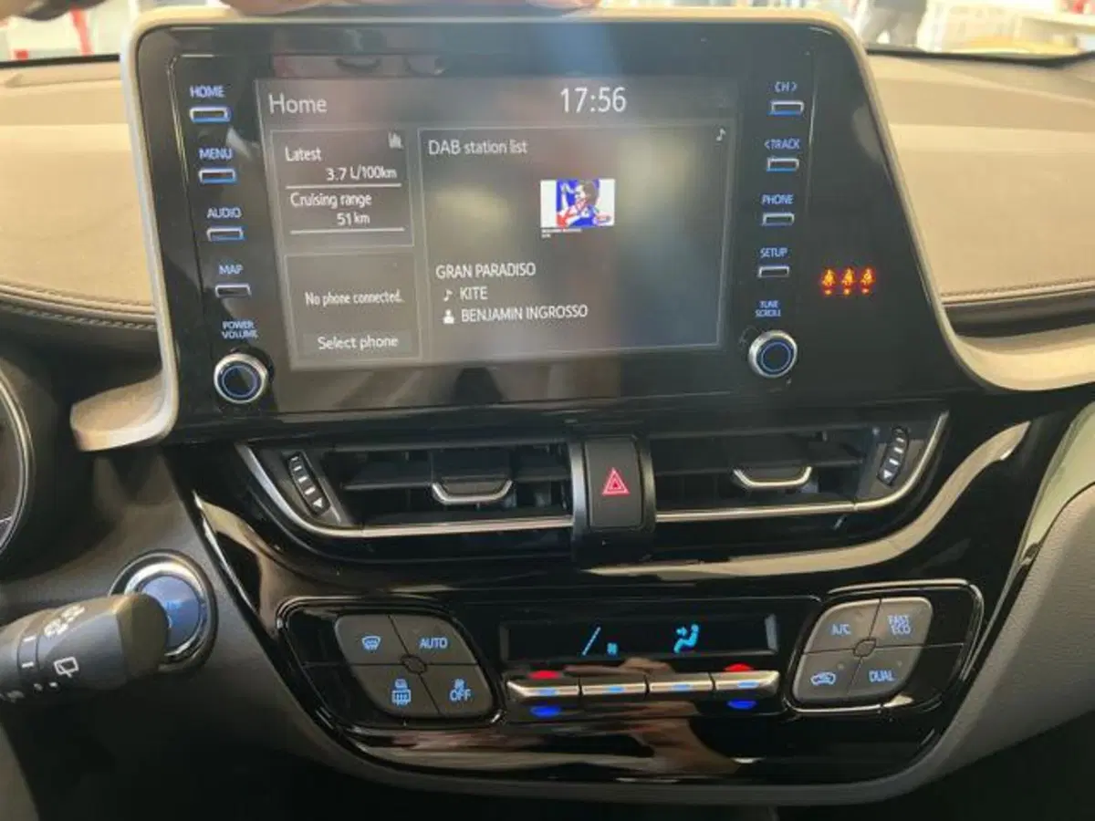Toyota Toyota C-HR usata a Vercelli (12)