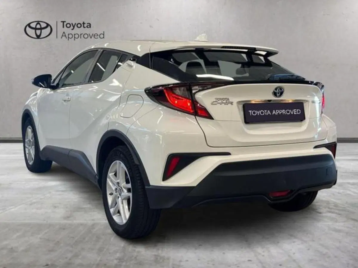 Toyota Toyota C-HR usata a Vercelli (16)
