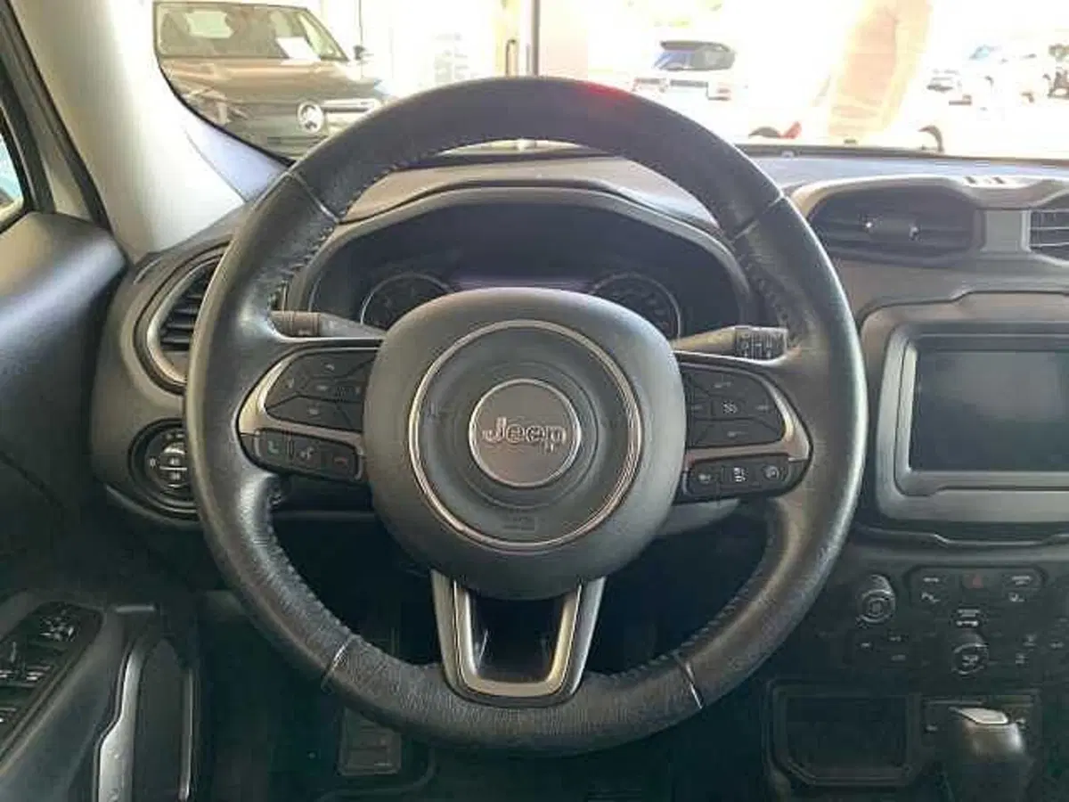 Jeep Renegade usata a Venezia (11)