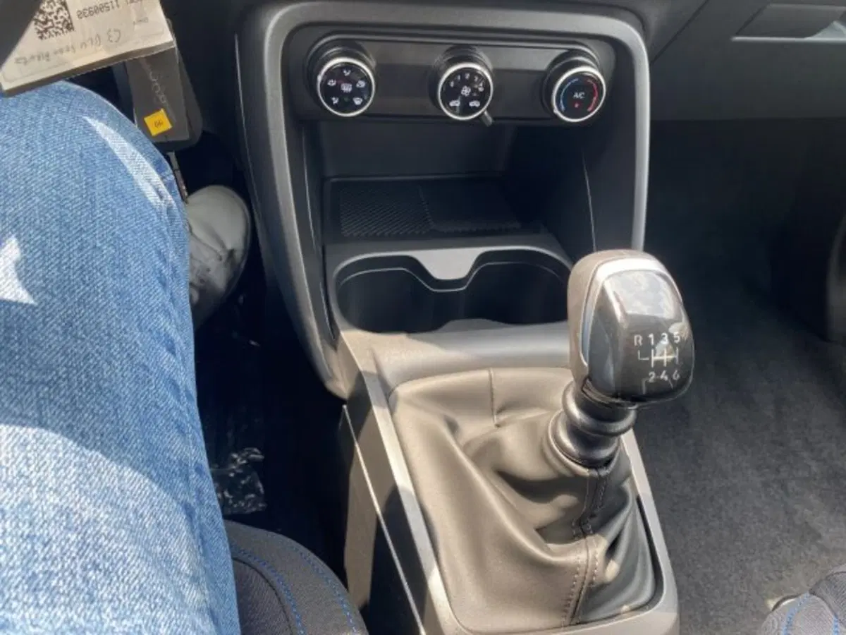 Citroen C3 Aircross nuova a Perugia (17)