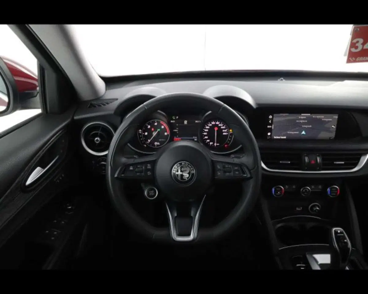 Alfa Romeo Stelvio usata a Bologna (12)