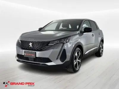 Peugeot 3008 BlueHDi 130 S&amp;S EAT8 Active Pack del 2023 usata a Castenaso