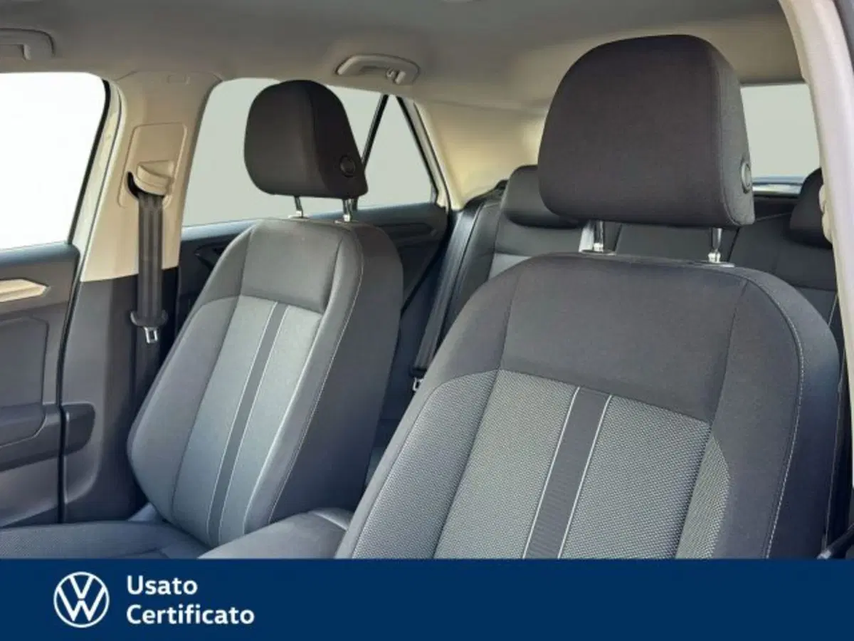 Volkswagen T-Roc usata a Vicenza (9)