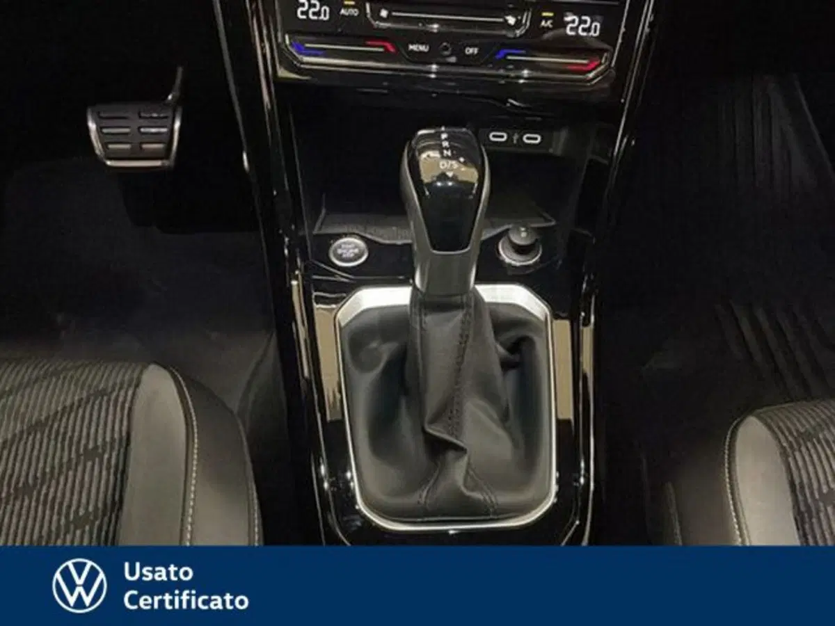 Volkswagen T-Roc usata a Vicenza (11)