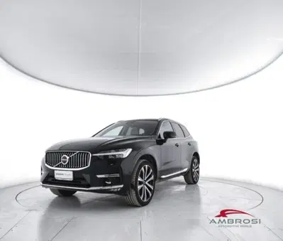 Volvo XC60 B5 AWD automatico Ultimate Bright del 2022 usata a Corciano