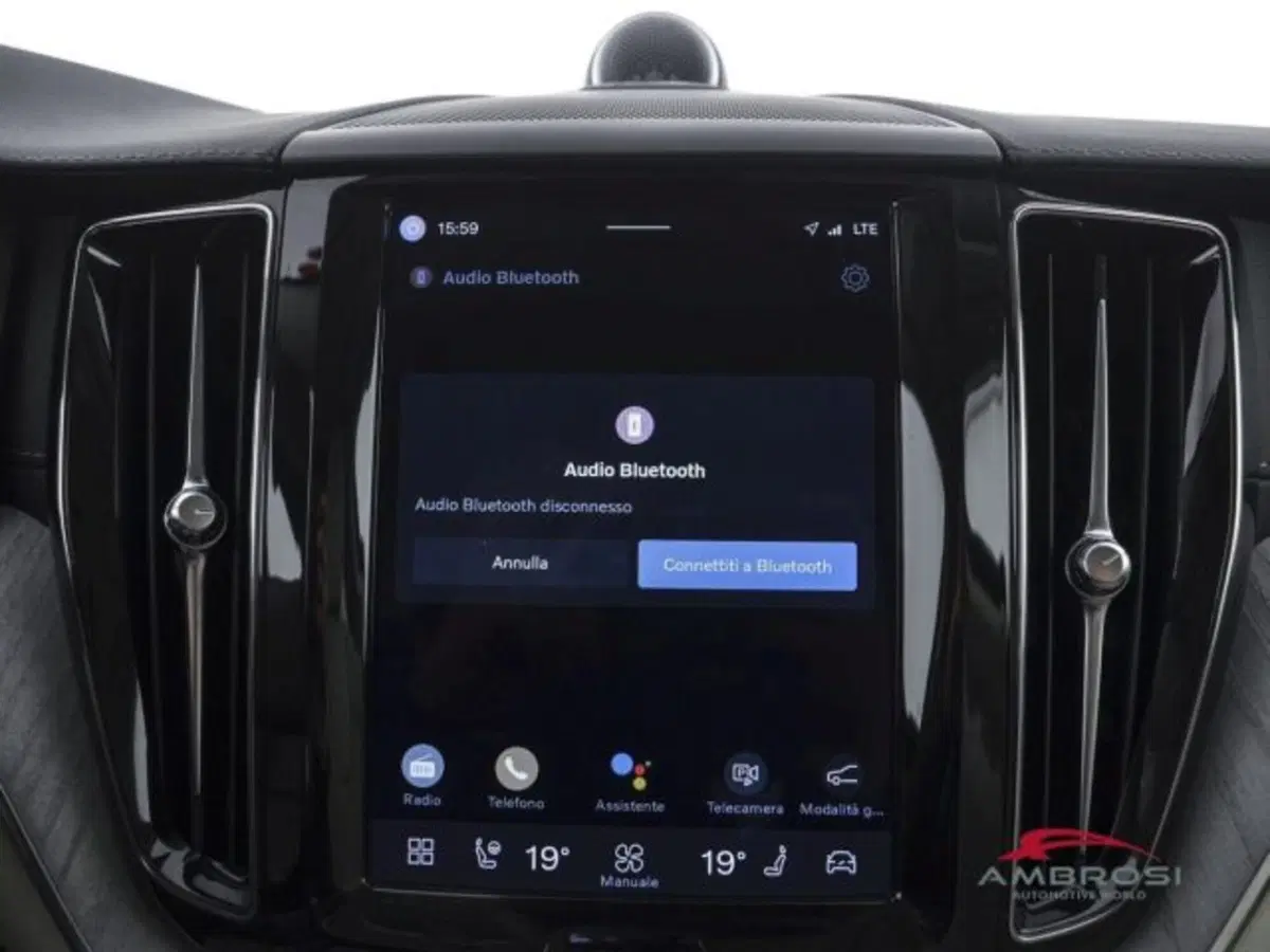 Volvo XC60 usata a Perugia (15)