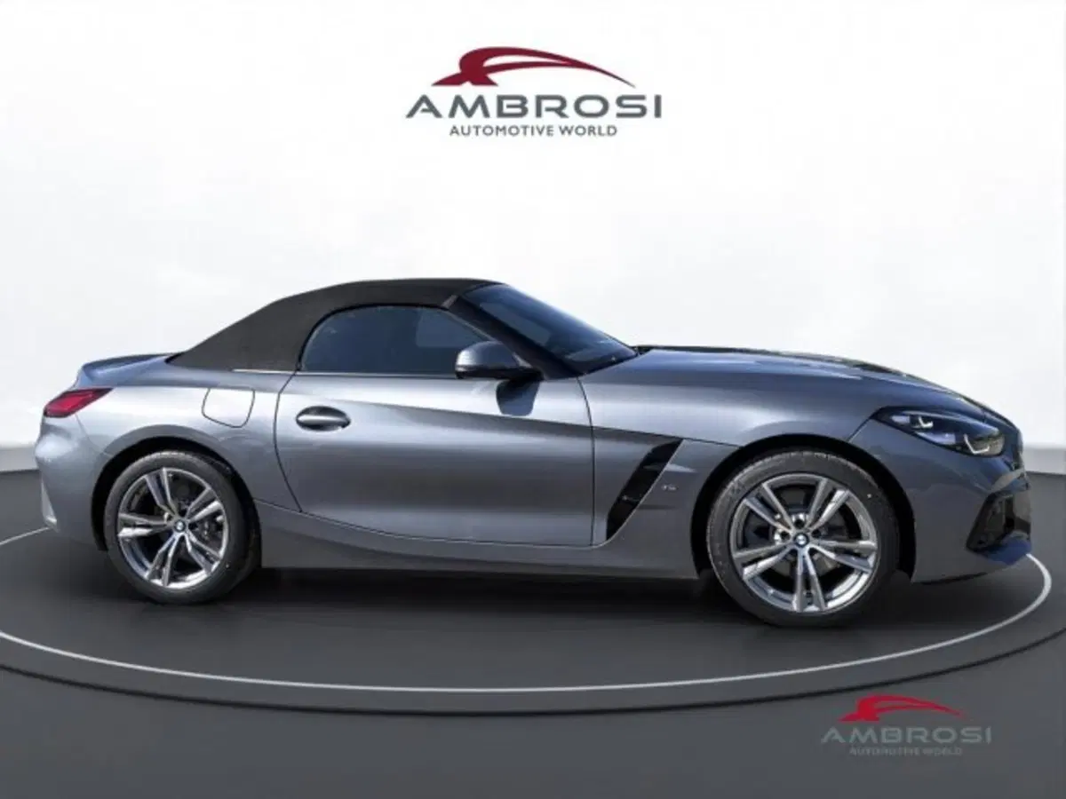 BMW Z4 Cabrio nuova a Perugia (5)