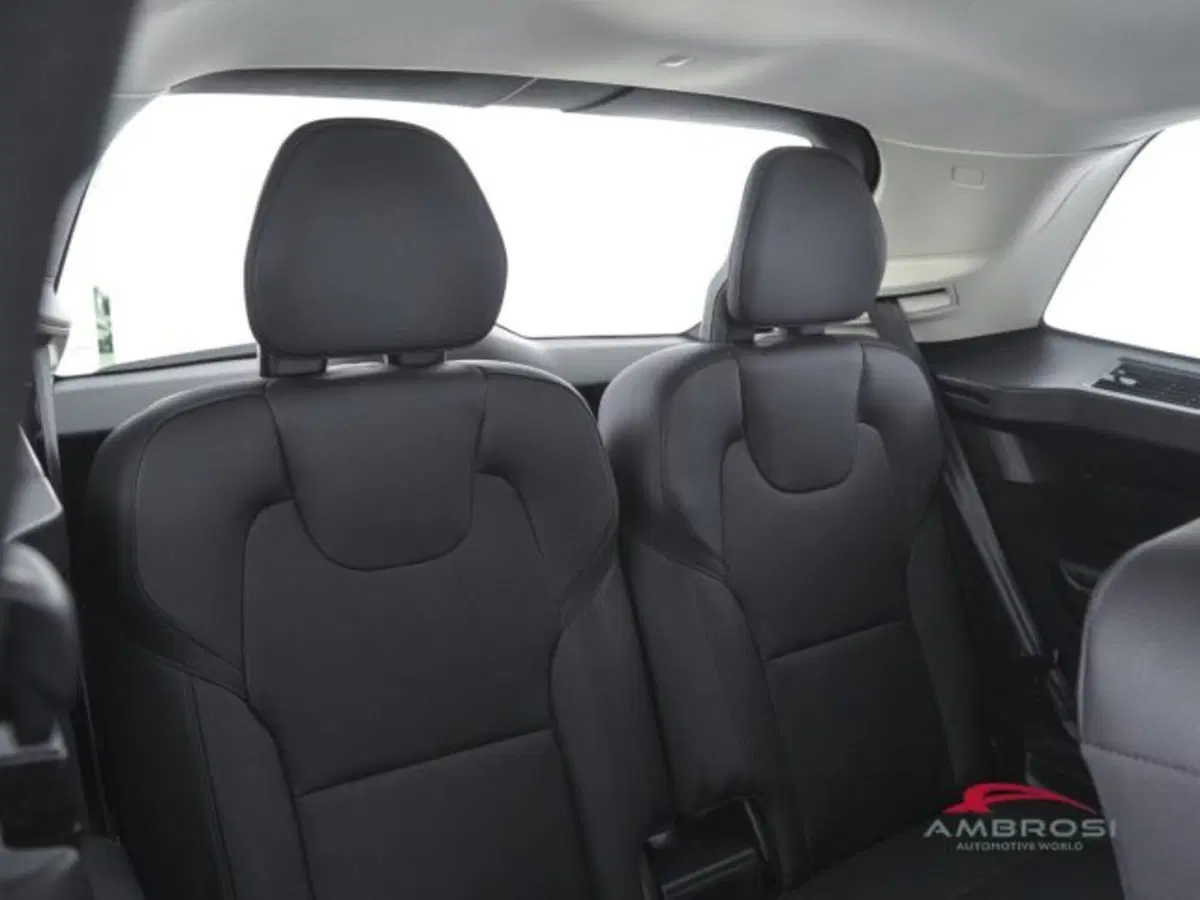 Volvo XC90 usata a Perugia (12)