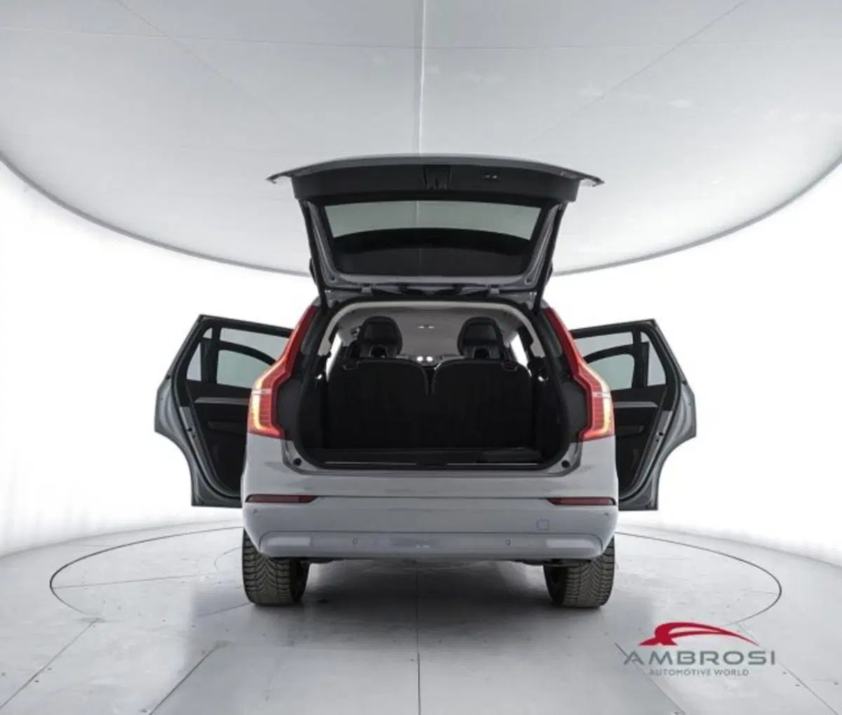 Volvo XC90 usata a Perugia (7)