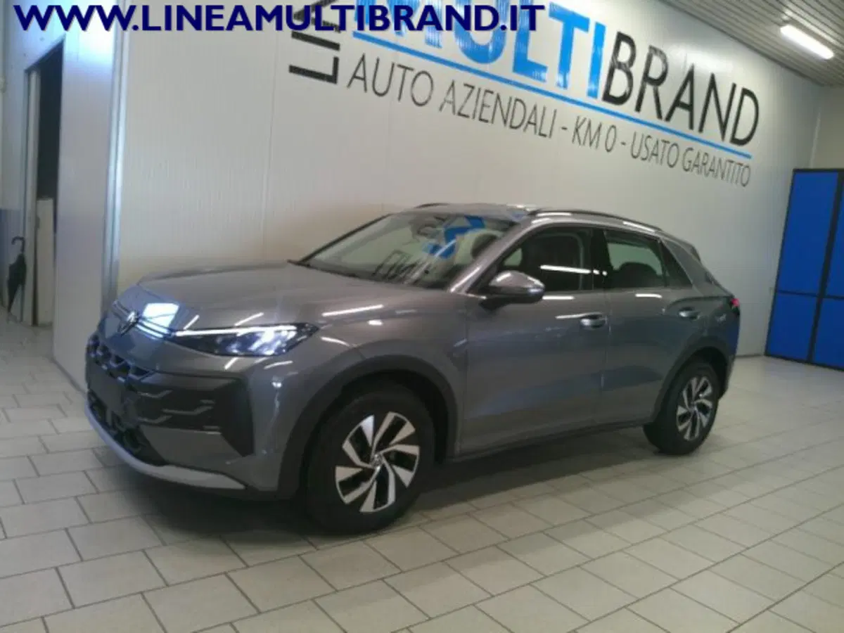 Volkswagen T-Roc nuova a Piacenza (2)