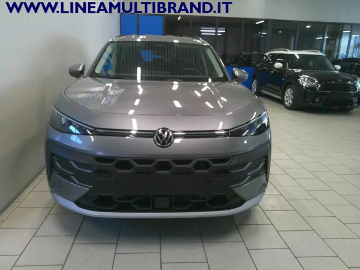 Volkswagen T-Roc nuova a Piacenza (3)