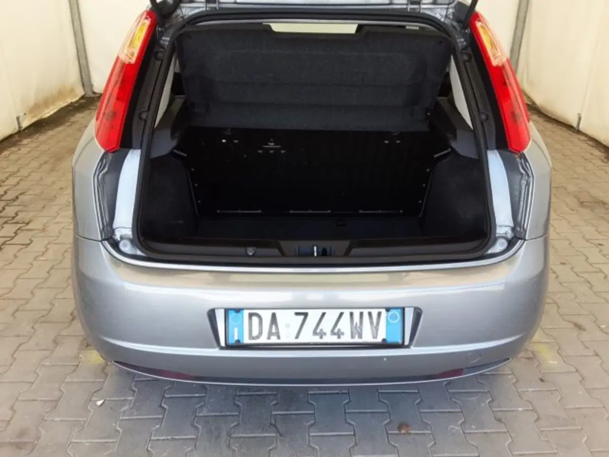 Fiat Grande Punto usata a Firenze (14)
