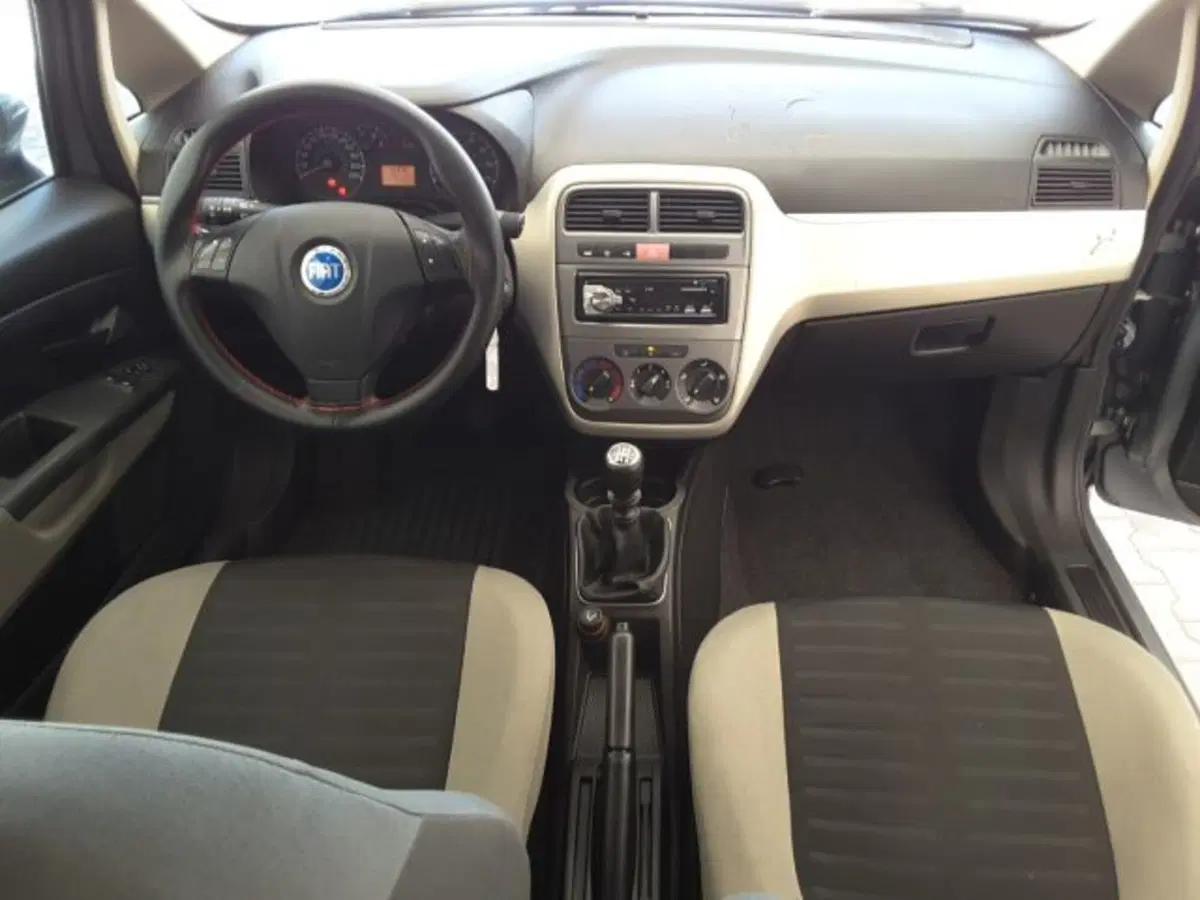 Fiat Grande Punto usata a Firenze (9)