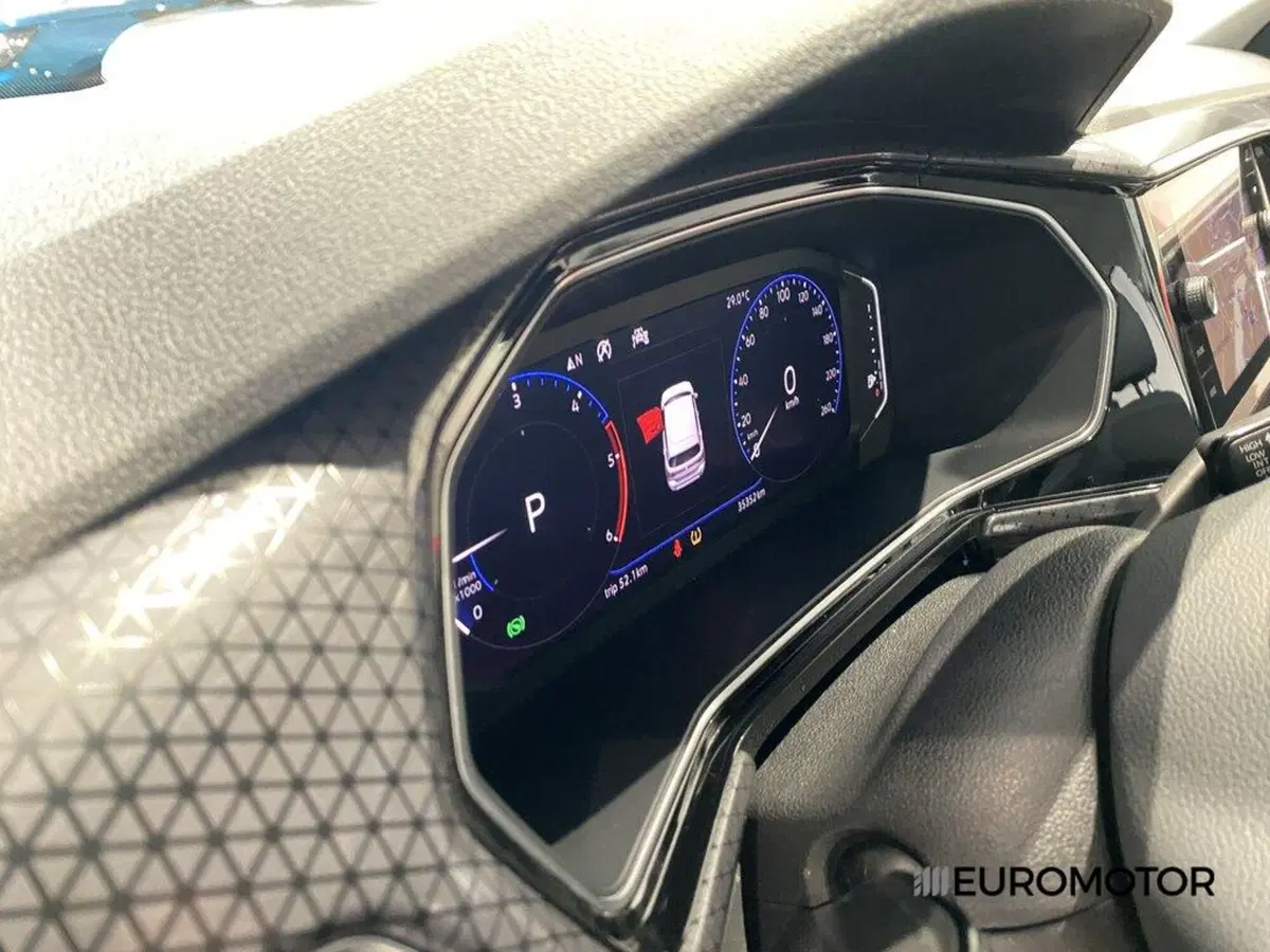 Volkswagen T-Cross usata a Bari (13)