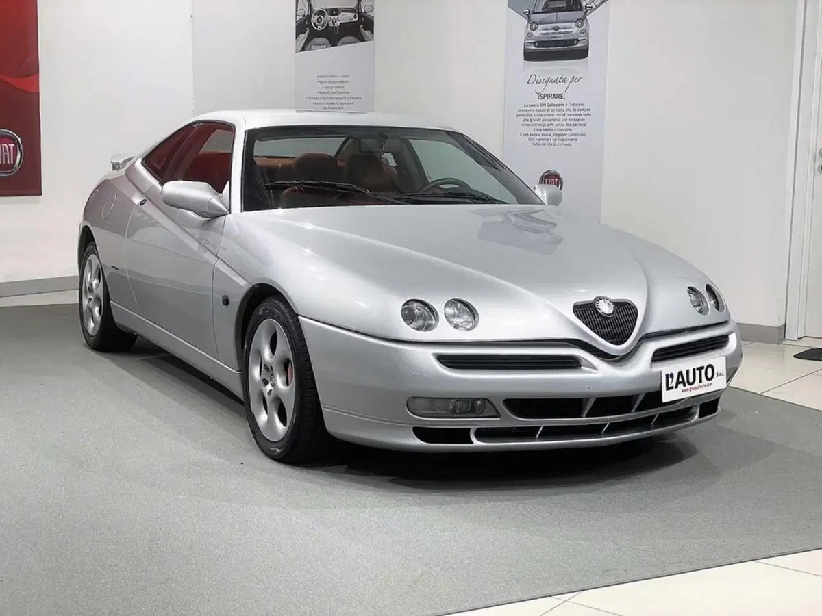 Alfa Romeo Gtv usata a Sondrio (10)