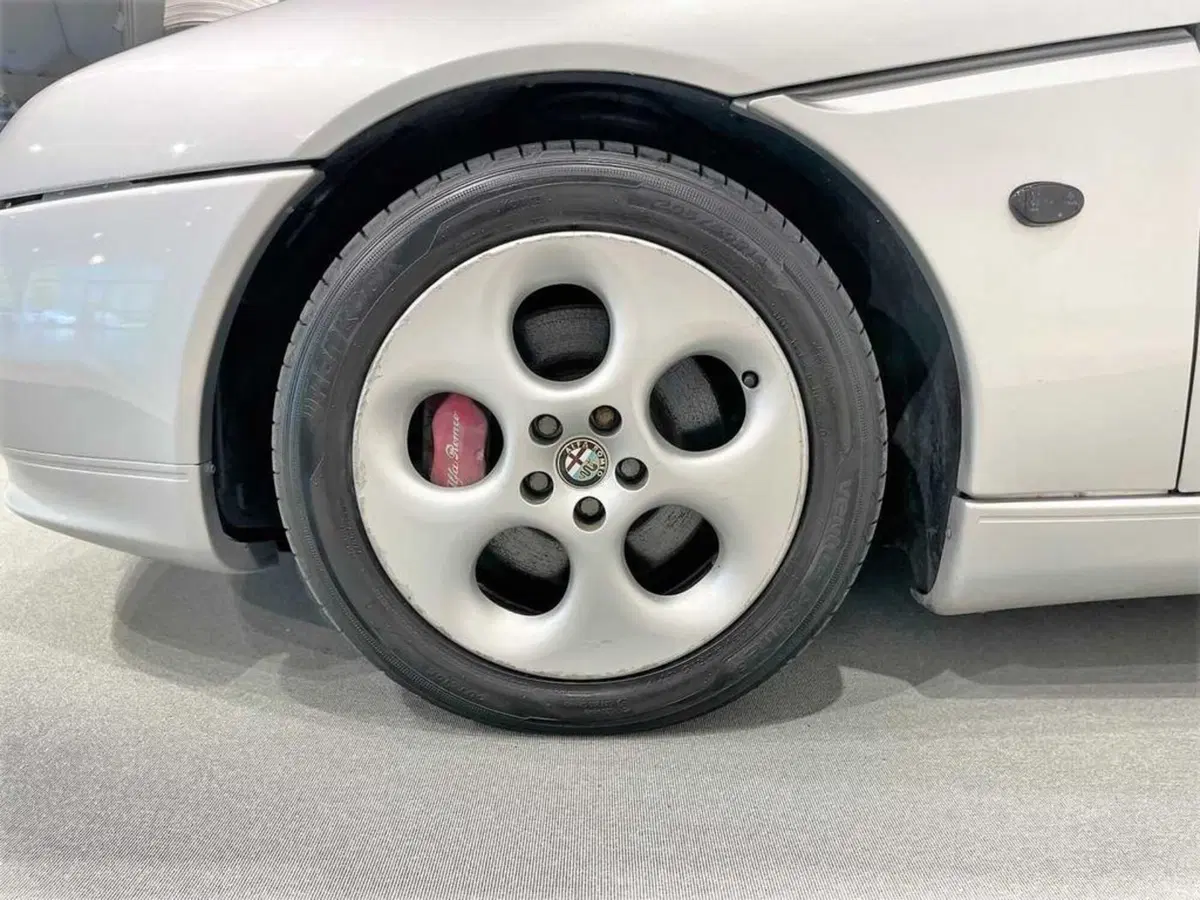 Alfa Romeo Gtv usata a Sondrio (12)