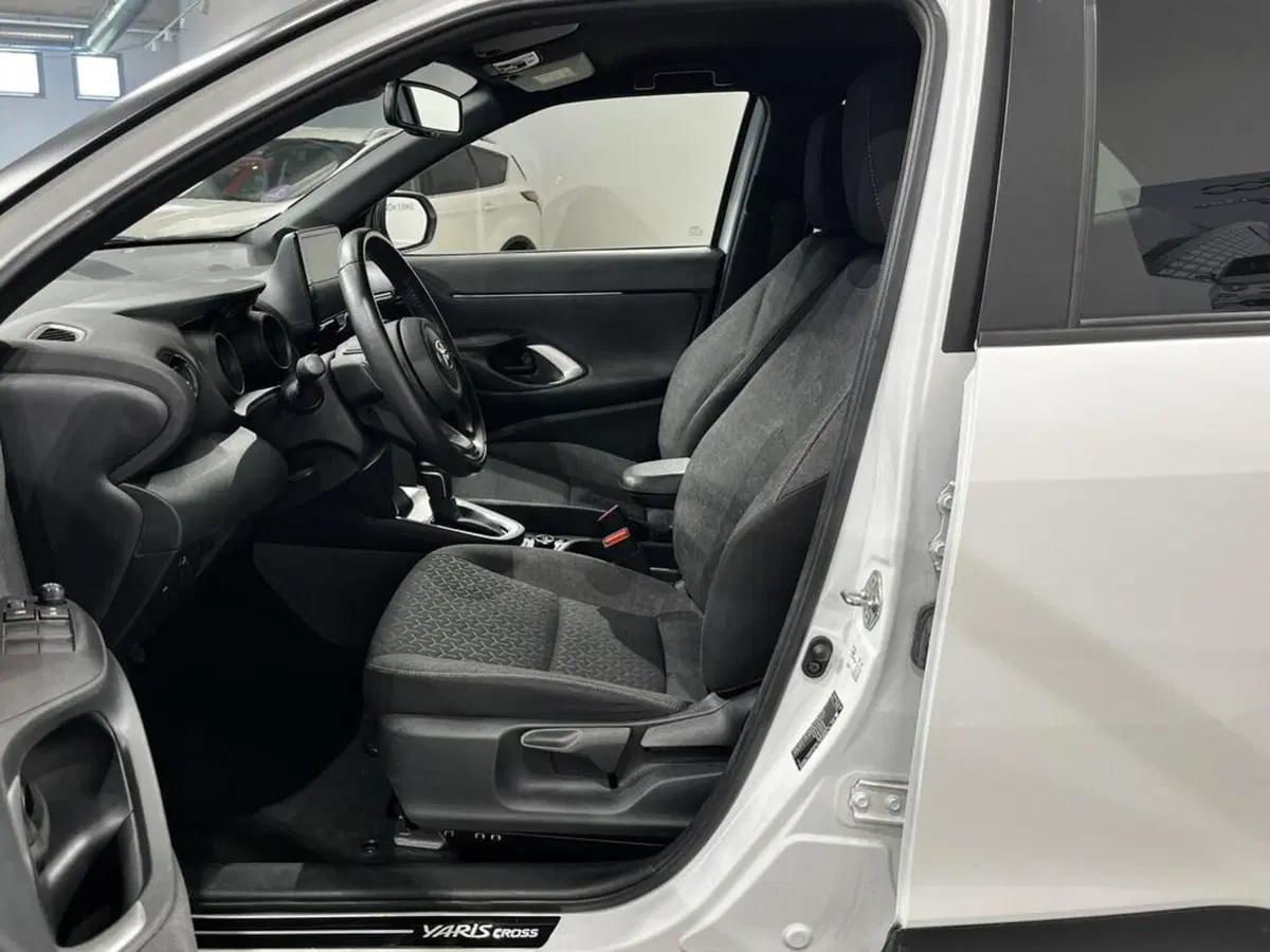 Toyota Yaris Cross usata a Sondrio (10)