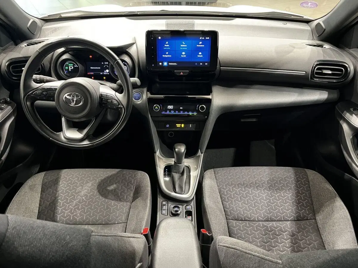 Toyota Yaris Cross usata a Sondrio (12)