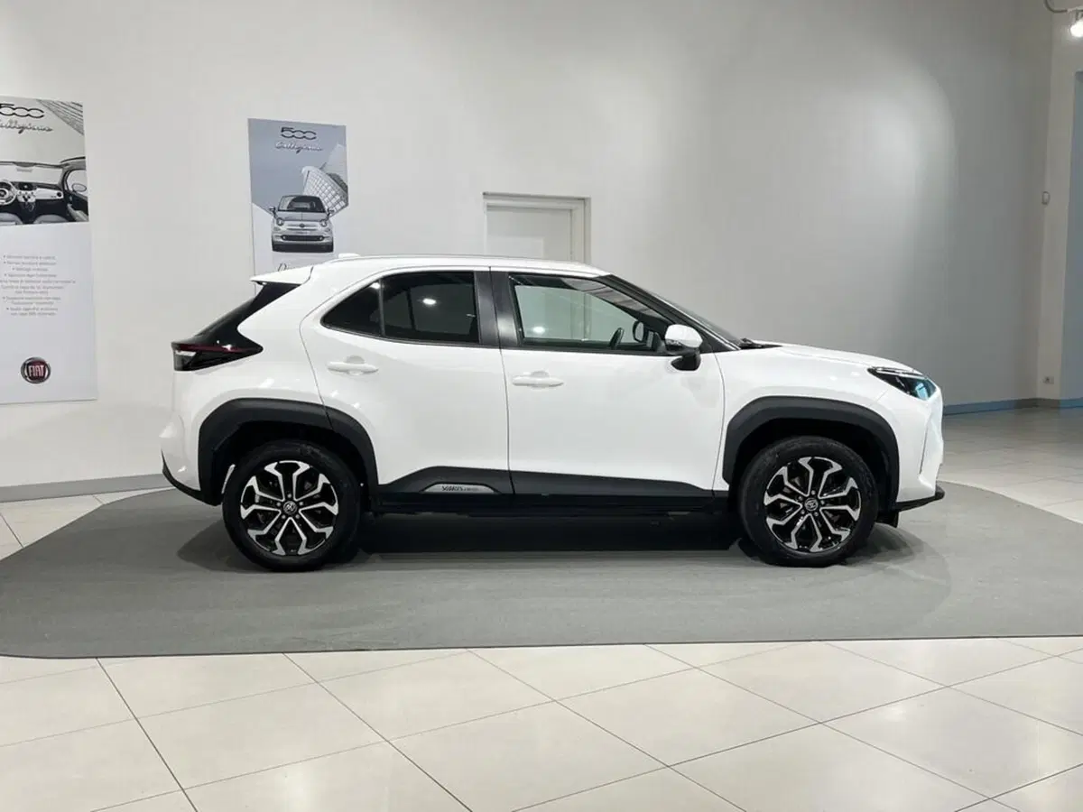 Toyota Yaris Cross usata a Sondrio (6)