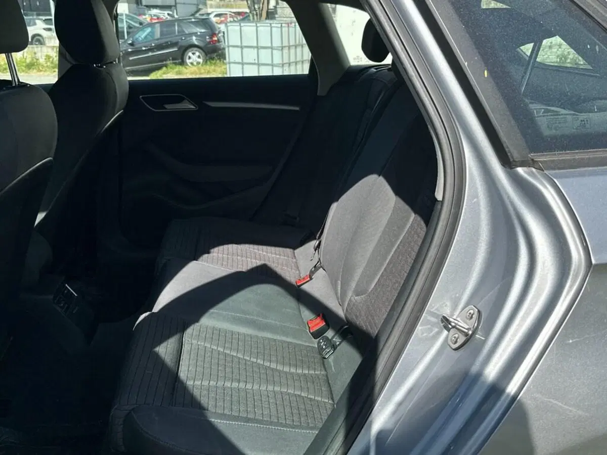 Audi A3 Sportback usata a Sondrio (11)