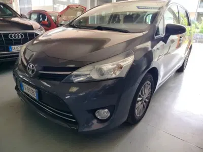 Toyota Verso 1.6 Style del 2016 usata a Cesena