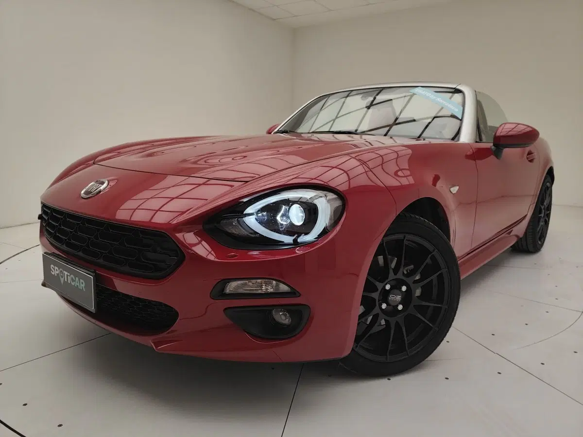 Fiat 124 spider usata a Como