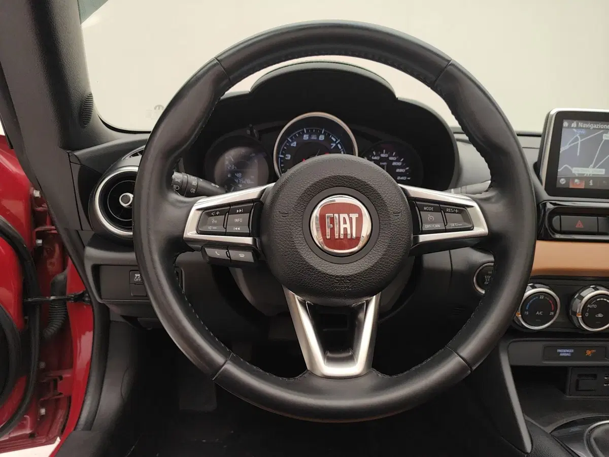 Fiat 124 spider usata a Como (16)