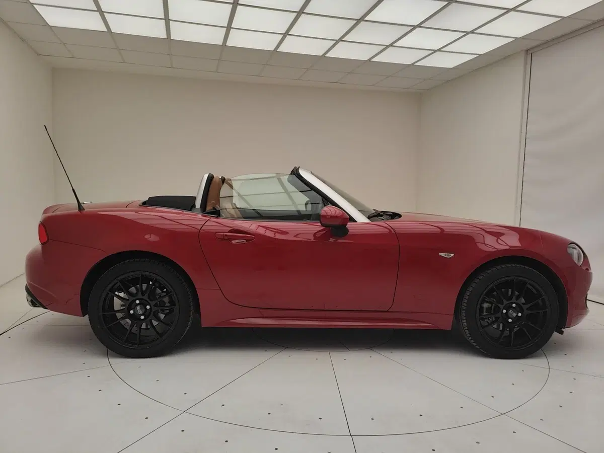 Fiat 124 spider usata a Como (19)