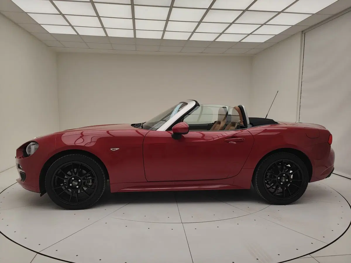 Fiat 124 spider usata a Como (20)