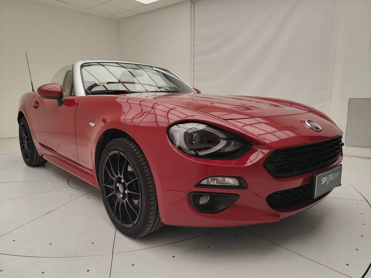 Fiat 124 spider usata a Como (3)