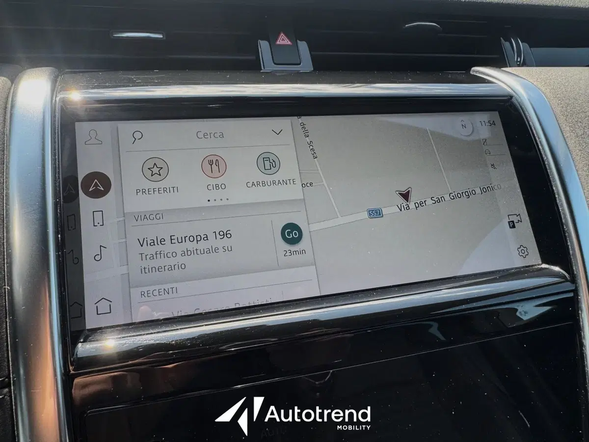 Land Rover Discovery Sport usata a Bari (10)