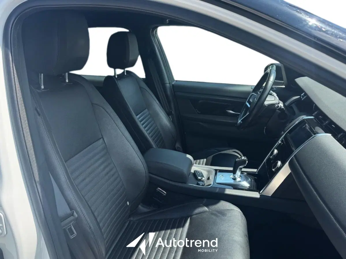 Land Rover Discovery Sport usata a Bari (6)